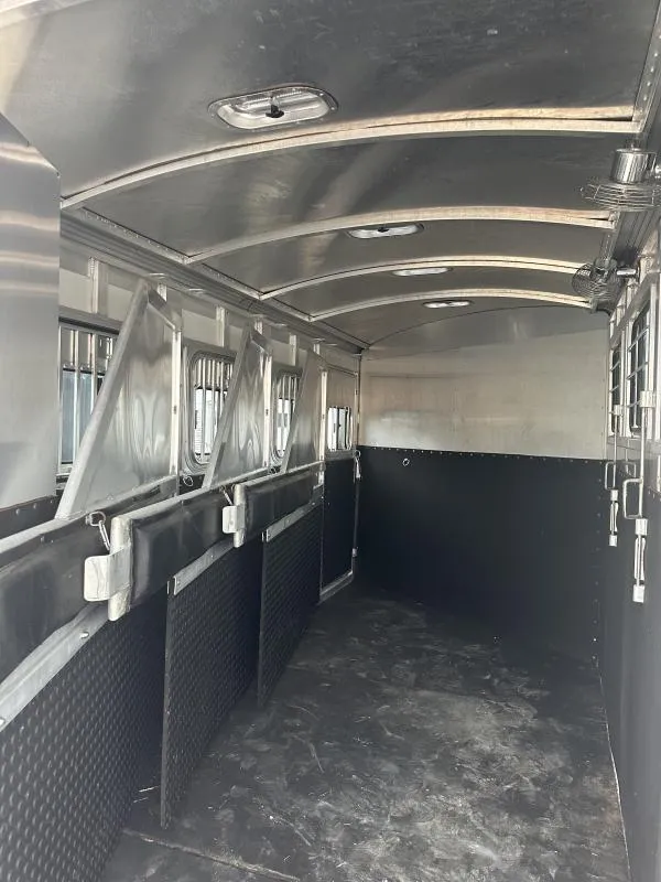 2004 Cherokee Trailers 4H GN Horse Trailer - Image 11