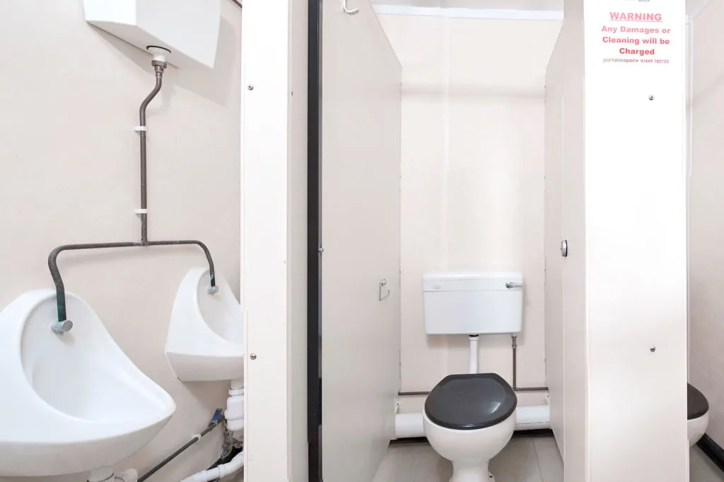12Ft x 9Ft 2+1 Jackleg Toilet Cabin - Image 5