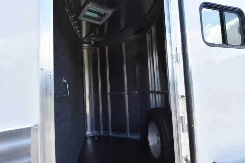 2018 Lakota 84HBPSL 4 Horse Trailer with 2′ Short Wall - Image 3