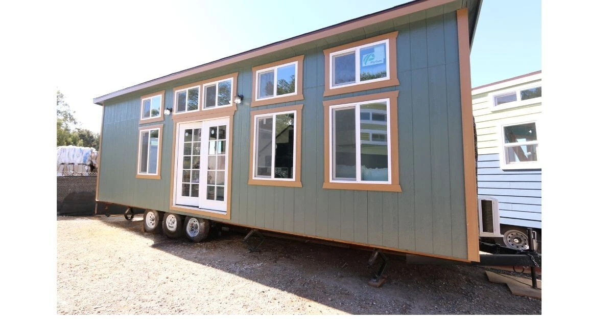 9 x 32 MODERN CARAVAN DUAL LOFT Tiny house for sale on wheels READY TO SHIP